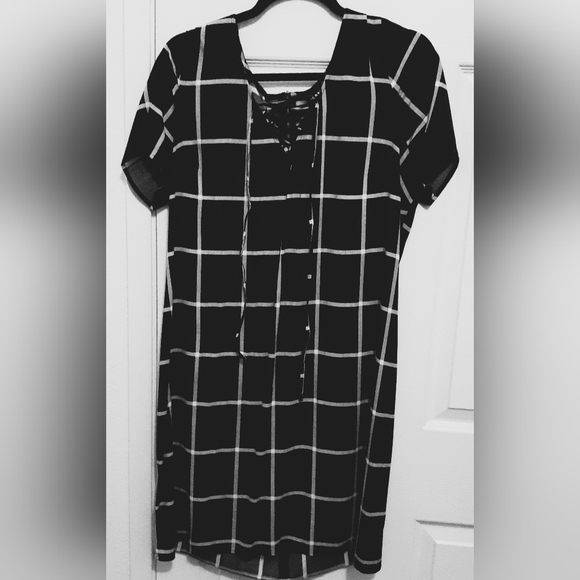 TORRID BLACK & WHITE STRIP DRESS Plus Size 14 - Picture 2 of 10